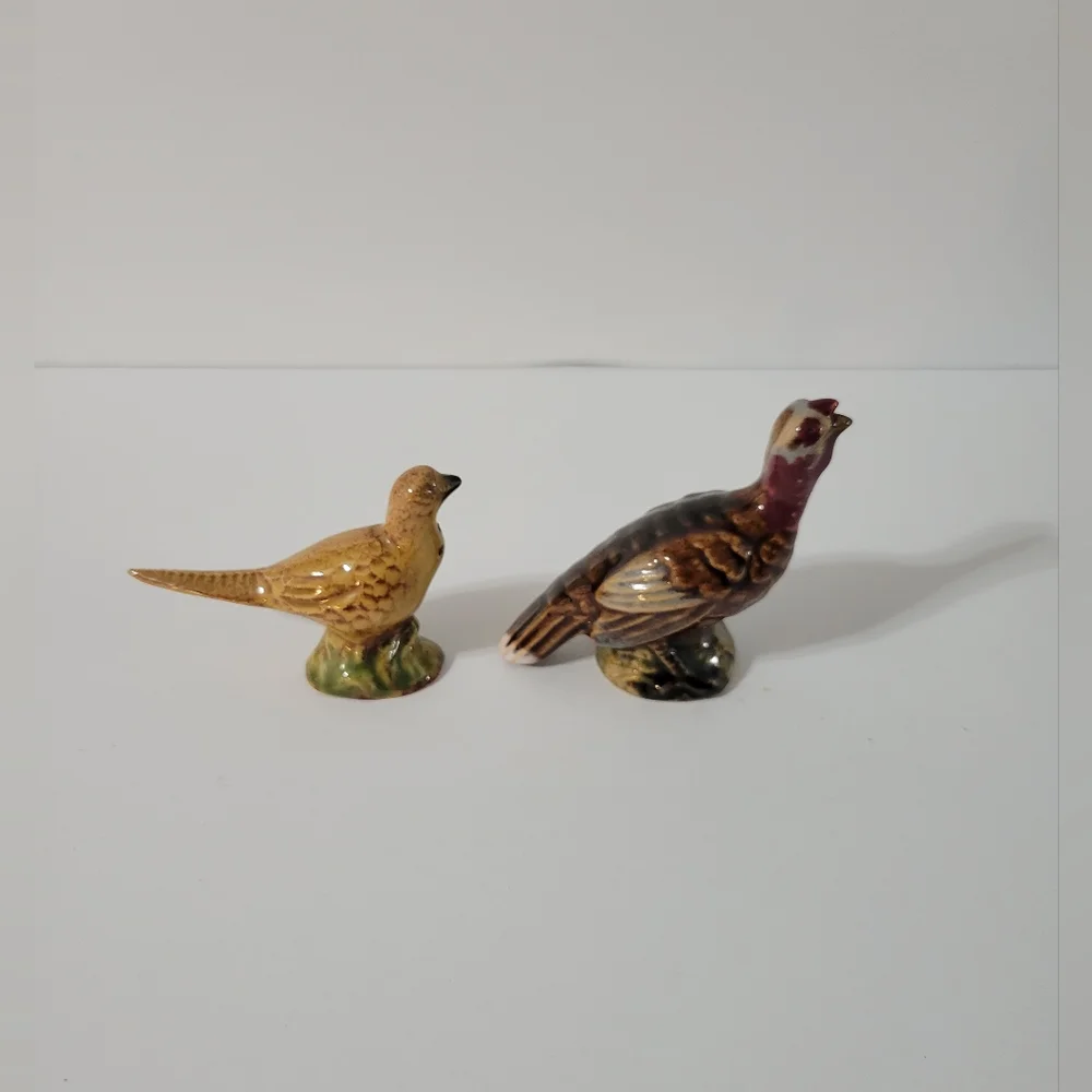 Vtg Rosemeade Turkey Pheasant Shakers